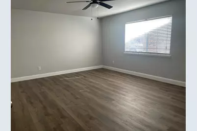 5201 Fisher Drive, The Colony, TX 75056 - Photo 11