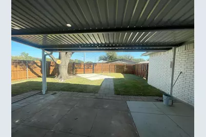 5201 Fisher Drive, The Colony, TX 75056 - Photo 9