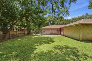 2806 E Atoll Dr, Dallas, TX 75216 - Photo 29