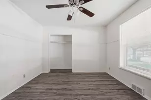 2806 E Atoll Dr, Dallas, TX 75216 - Photo 17