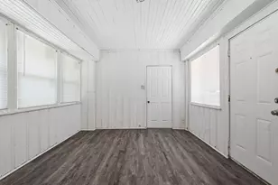 2806 E Atoll Dr, Dallas, TX 75216 - Photo 7
