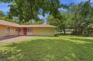 2806 E Atoll Dr, Dallas, TX 75216 - Photo 29