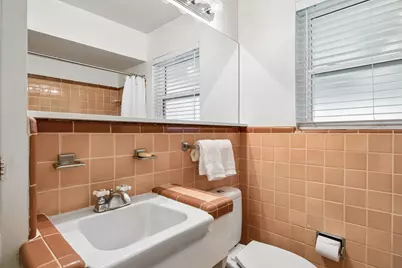 9124 Leaside Drive, Dallas, TX 75238 - Photo 21