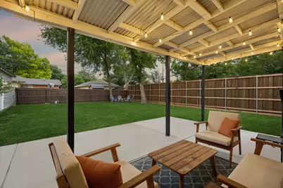 9124 Leaside Drive, Dallas, TX 75238 - Photo 23