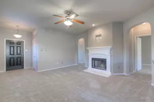 1205 Glen Ct, Weatherford, TX 76087 - Photo 9