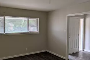 3204 Phoenix Dr, Fort Worth, TX 76116 - Photo 5