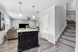 1823 Sea Gull Dr, Dallas, TX 75051 - Photo 9