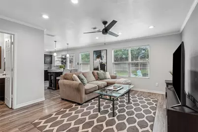 1823 Sea Gull Drive, Dallas, TX 75051 - Photo 5