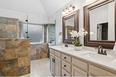 8304 Red Rose Trail, North Richland Hills, TX 76182 - Photo 13