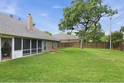8304 Red Rose Trail, North Richland Hills, TX 76182 - Photo 21