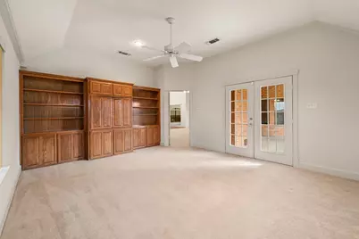 413 Lincoln Oaks Drive, Burleson, TX 76028 - Photo 13