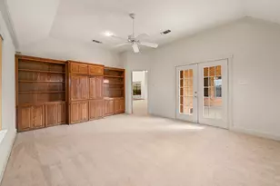 413 Lincoln Oaks Dr, Burleson, TX 76028 - Photo 13