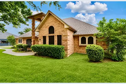 413 Lincoln Oaks Drive, Burleson, TX 76028 - Photo 5