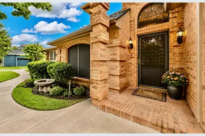 413 Lincoln Oaks Drive, Burleson, TX 76028 - Photo 7