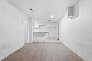 3408 S Hughes Ave, Fort Worth, TX 76119 - Photo 3