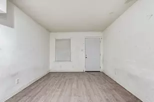 3408 S Hughes Ave, Fort Worth, TX 76119 - Photo 7