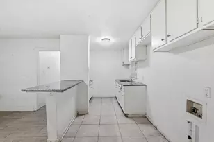 3408 S Hughes Ave, Fort Worth, TX 76119 - Photo 9