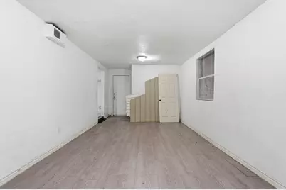 3408 S Hughes Avenue, Fort Worth, TX 76119 - Photo 9