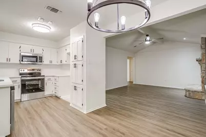 7924 Lazy Brook Drive, Watauga, TX 76148 - Photo 15