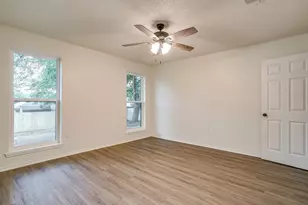7924 Lazy Brook Dr, Watauga, TX 76148 - Photo 25