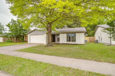 7924 Lazy Brook Drive, Watauga, TX 76148 - Photo 5