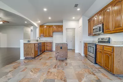 104 Thorobred Court, Azle, TX 76020 - Photo 7