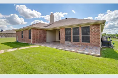 104 Thorobred Court, Azle, TX 76020 - Photo 17