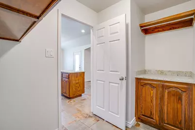 104 Thorobred Court, Azle, TX 76020 - Photo 9