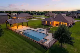 104 Thorobred Ct, Azle, TX 76020 - Photo 1