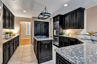 2405 Charlene Drive, Plano, TX 75074 - Photo 11