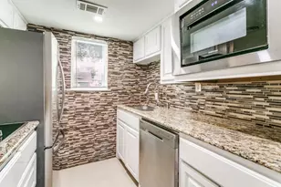 4023 N Hall St, Dallas, TX 75219 - Photo 5