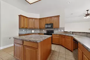 401 Champion's Ct, Crandall, TX 75114 - Photo 11