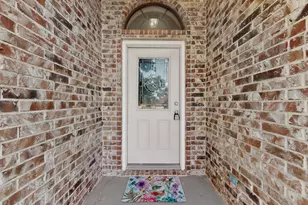 401 Champion's Ct, Crandall, TX 75114 - Photo 3