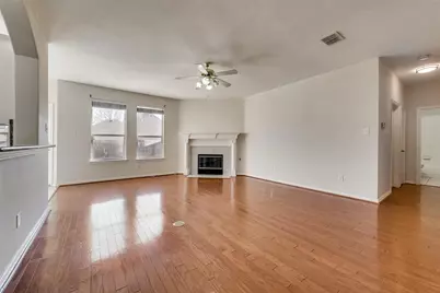 8220 Bridespring Drive, Plano, TX 75025 - Photo 5