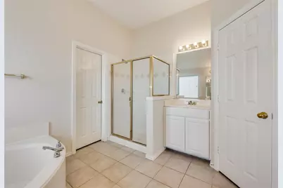 8220 Bridespring Drive, Plano, TX 75025 - Photo 11