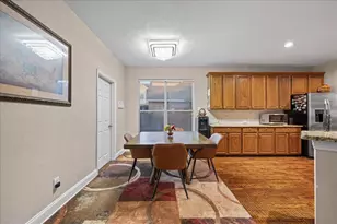 4501 White Rock Ln, Plano, TX 75024 - Photo 11