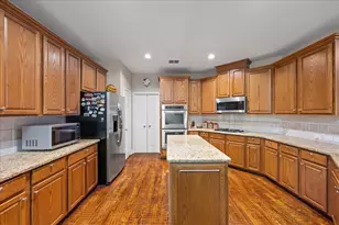 4501 White Rock Ln, Plano, TX 75024 - Photo 7