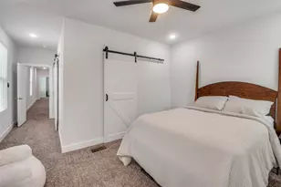 2325 Budd St, Dallas, TX 75215 - Photo 9