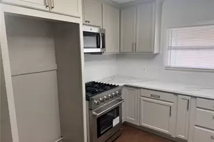 607 E Hundley Dr, Lake Dallas, TX 75065 - Photo 5