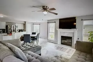 322 Ashley Oak Ln, Lake Dallas, TX 75065 - Photo 3