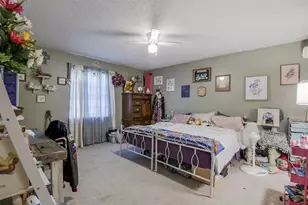 625 NW Renfro St, Burleson, TX 76028 - Photo 19