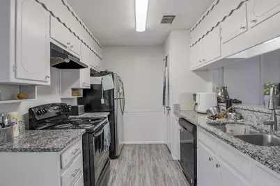 625 NW Renfro Street, Burleson, TX 76028 - Photo 5