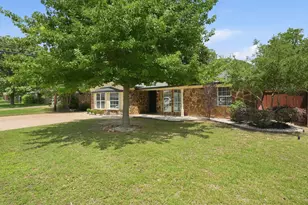 1108 Billie Ruth Ln, Hurst, TX 76053 - Photo 21