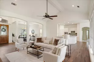 102 Buckskin Dr, Van Alstyne, TX 75495 - Photo 5