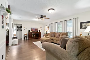 417 Stroud Ln, Garland, TX 75043 - Photo 19
