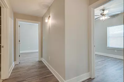 115 W Jones #205, Krum, TX 76249 - Photo 7