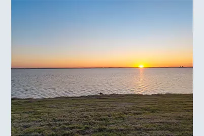 1534 Hubbard Drive, Heath, TX 75032 - Photo 3