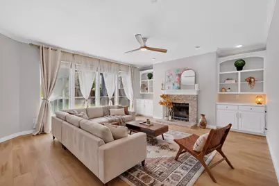 640 Forest Bend Drive, Plano, TX 75025 - Photo 9