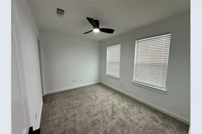2113 Henry Street #B, Greenville, TX 75401 - Photo 5