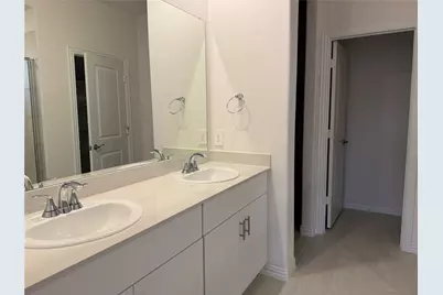 716 Edgehurst Drive, McKinney, TX 75071 - Photo 13